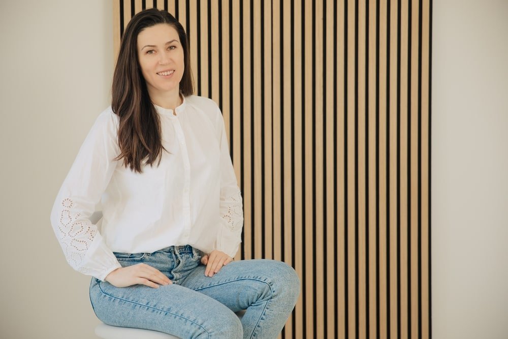 Montage van akoestische panelen in de keuken